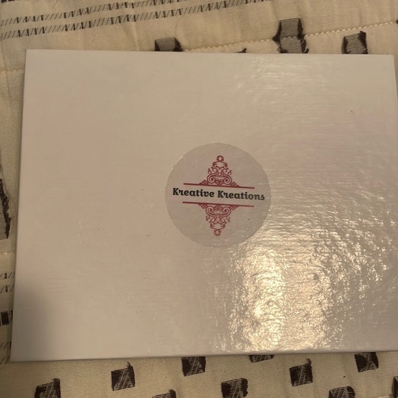 Pearl beads clip in hair accessory - Picture 3 of 5